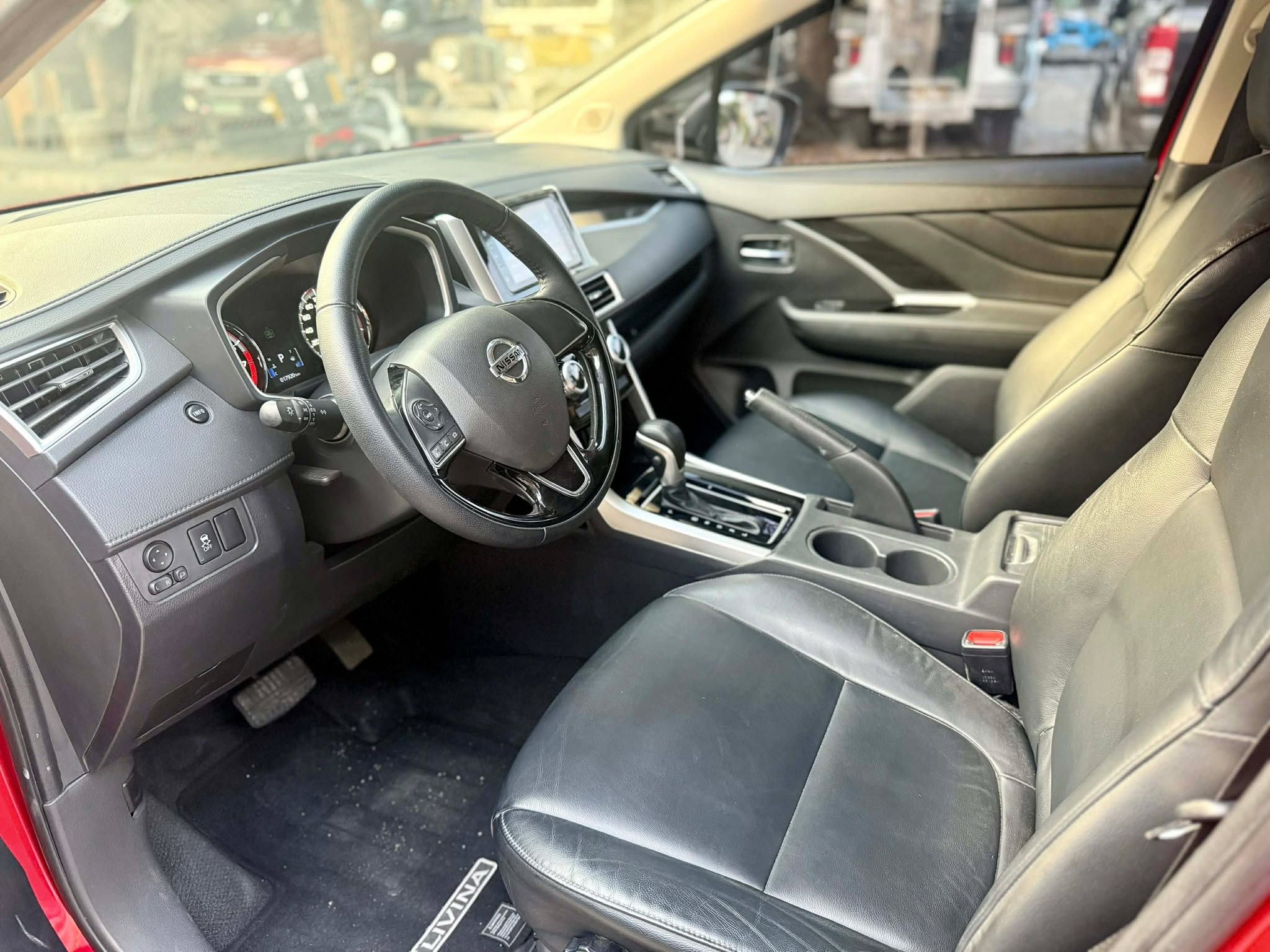 2025 NISSAN LIVINA VL (NJC4113) - Image 4