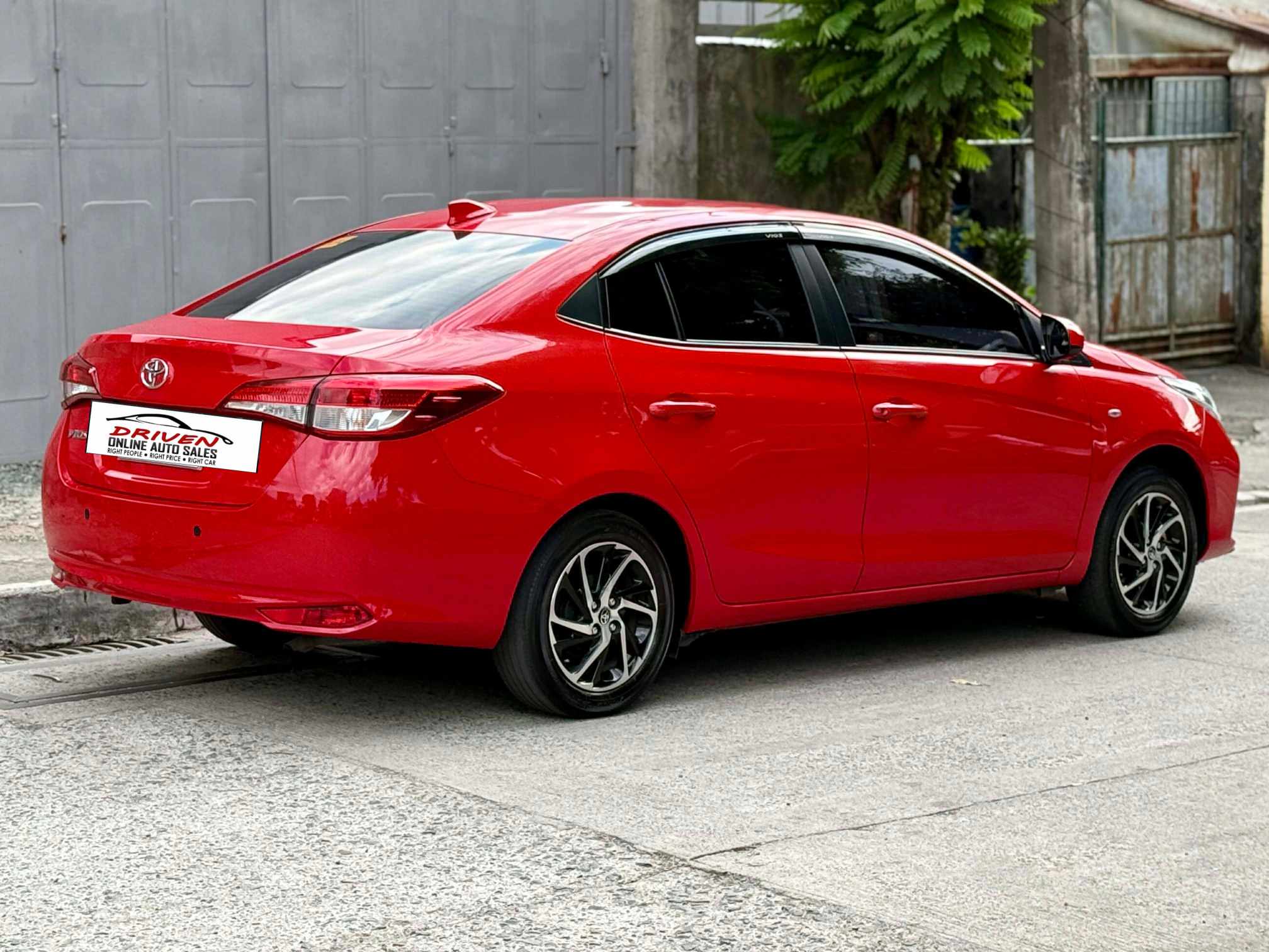 2025 TOYOTA VIOS XLE AT GAS (NHU9123) - Image 6