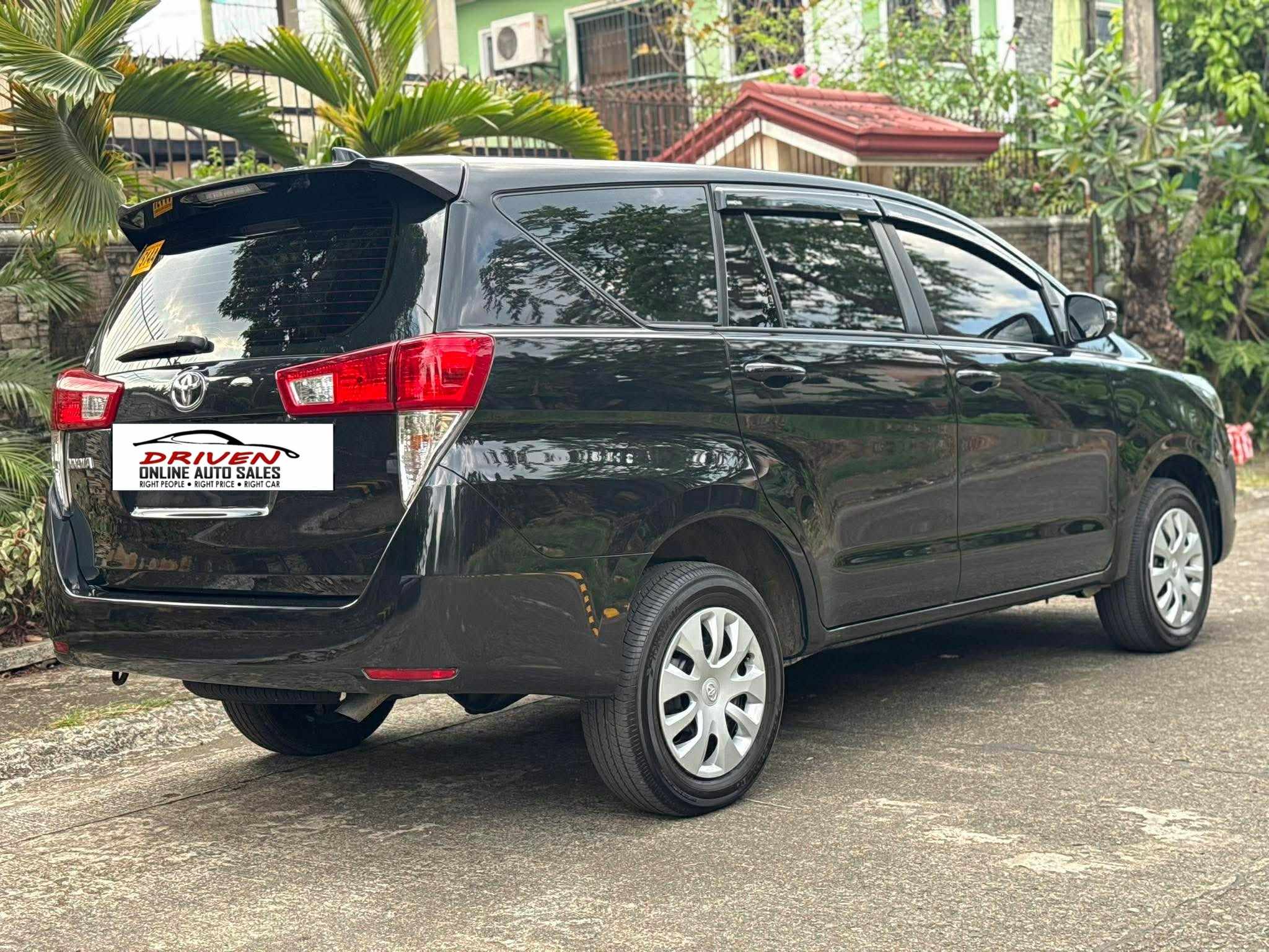 2024 TOYOTA INNOVA XE 2.8 AT DIESEL (NHN8023) - Image 5