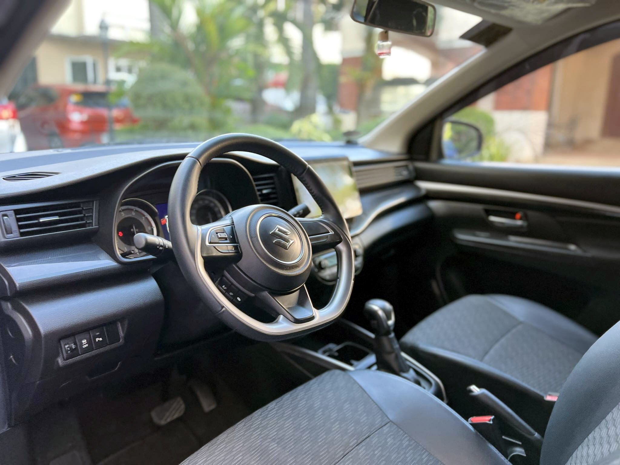 2022 SUZUKI XL7 GLX AT GAS - Image 5