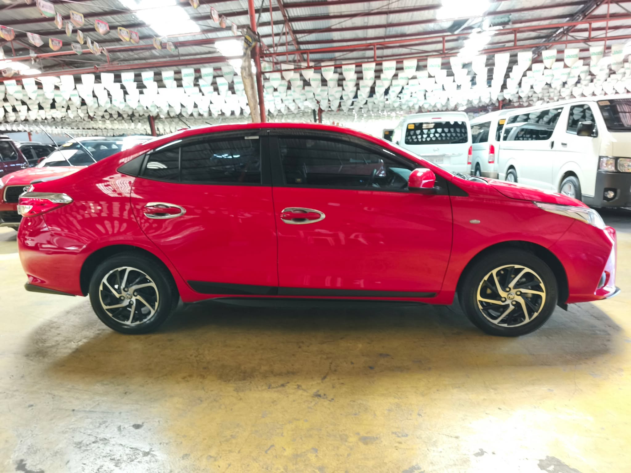 2025 TOYOTA VIOS XLE AT GAS (NJA1792) - Image 4