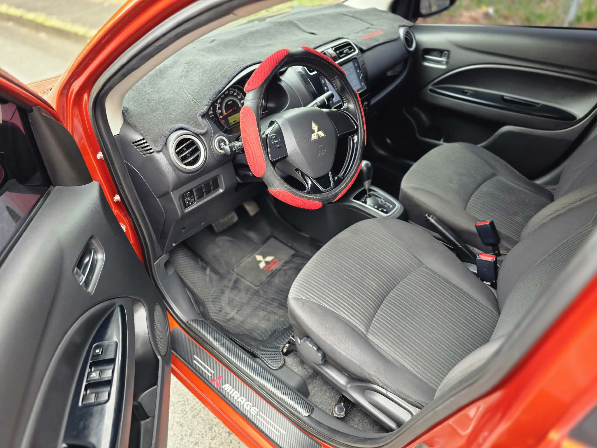 2019 MITSUBISHI MIRAGE GLS AT GAS - Image 3