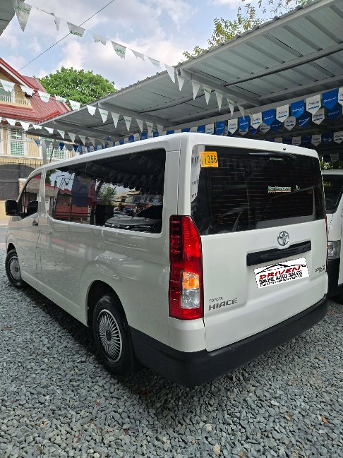 2021 TOYOTA HIACE COMMUTER DELUXE MT DIESEL (NFQ6706) - Image 4