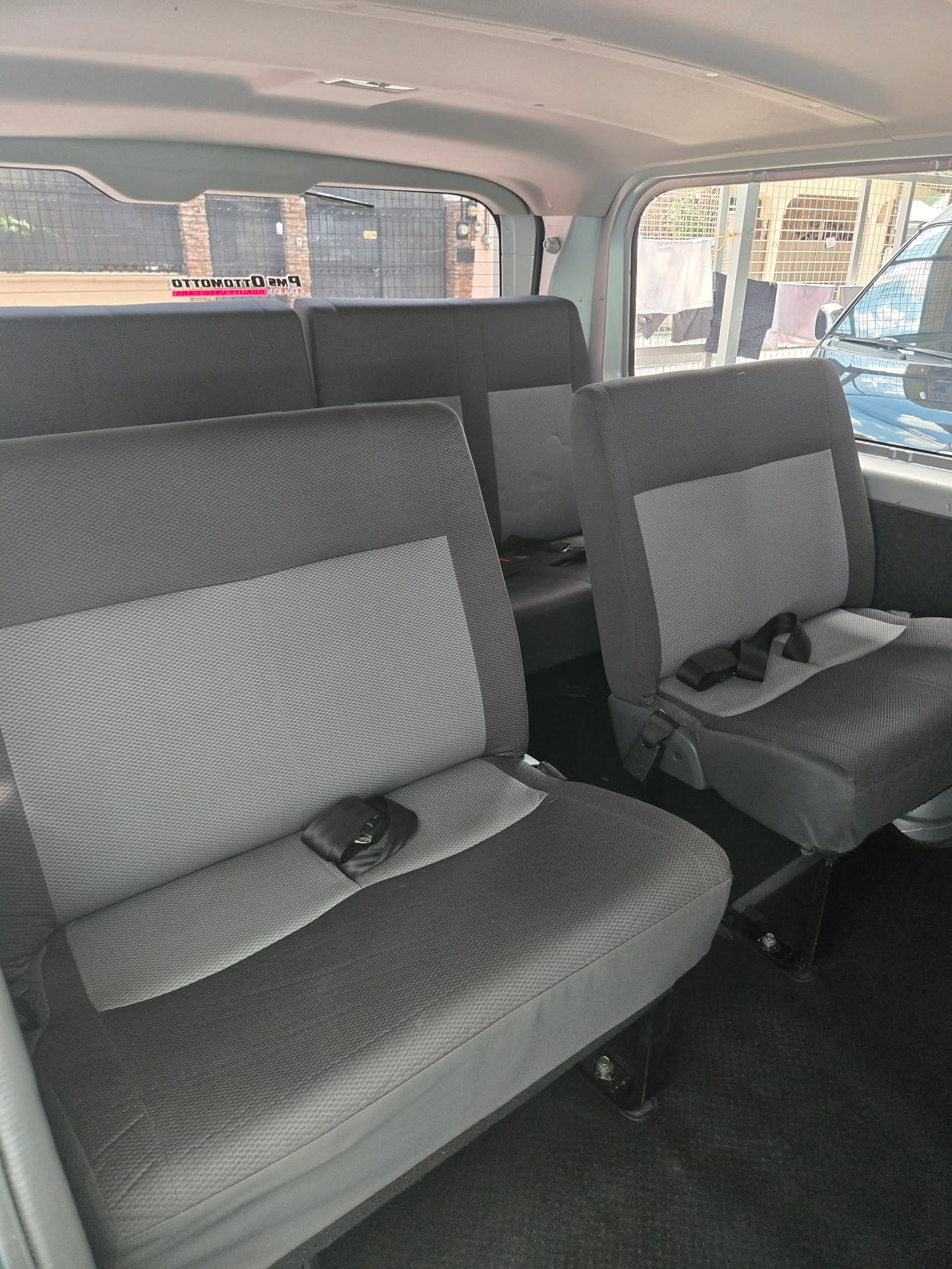2020 TOYOTA HIACE COMMUTER DELUXE MT DIESEL  (NFX9070) - Image 4