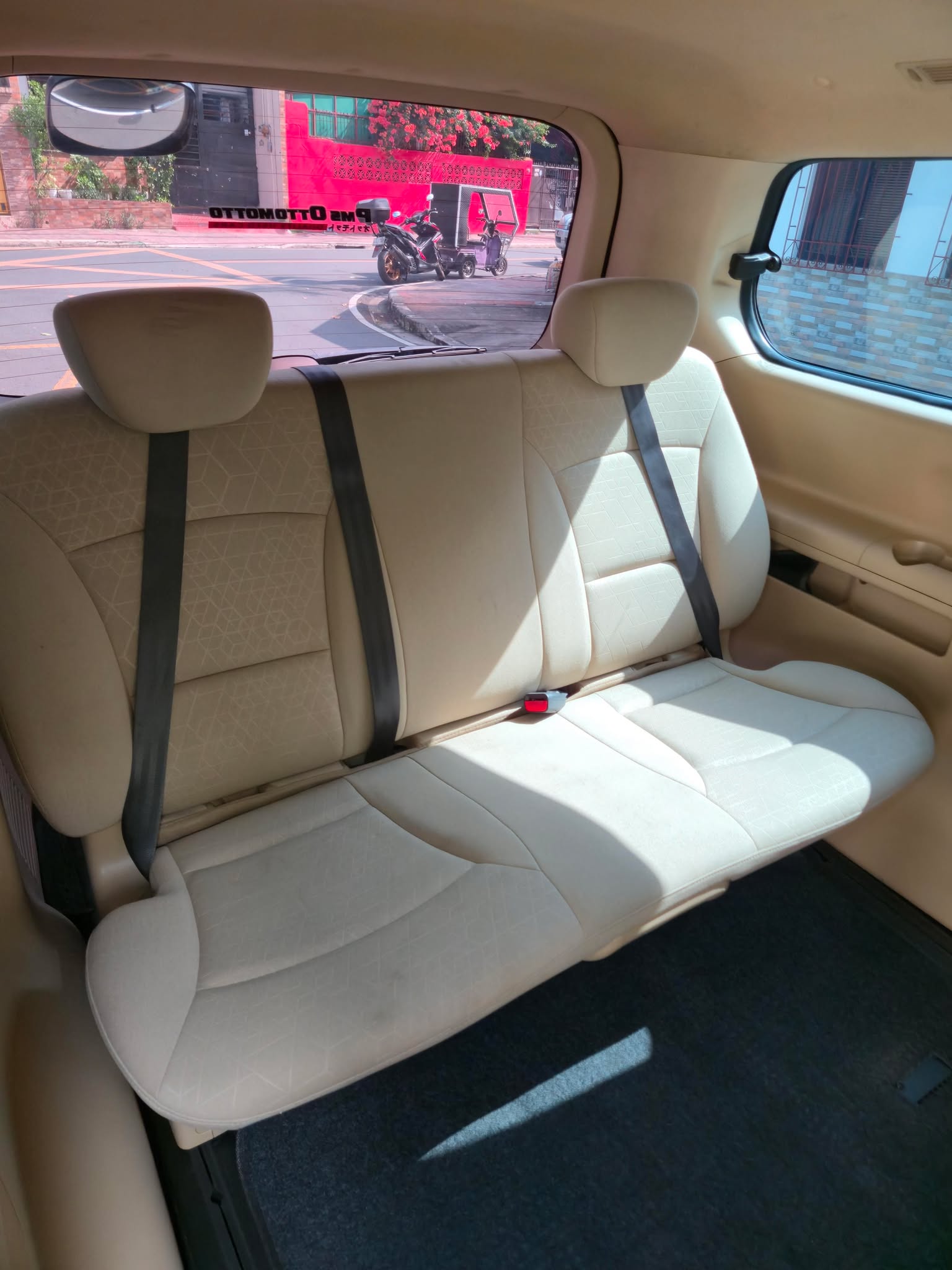 2019 HYUNDAI GRAND STAREX 2.5 CRDI AT DIESEL (NGA6014) - Image 4