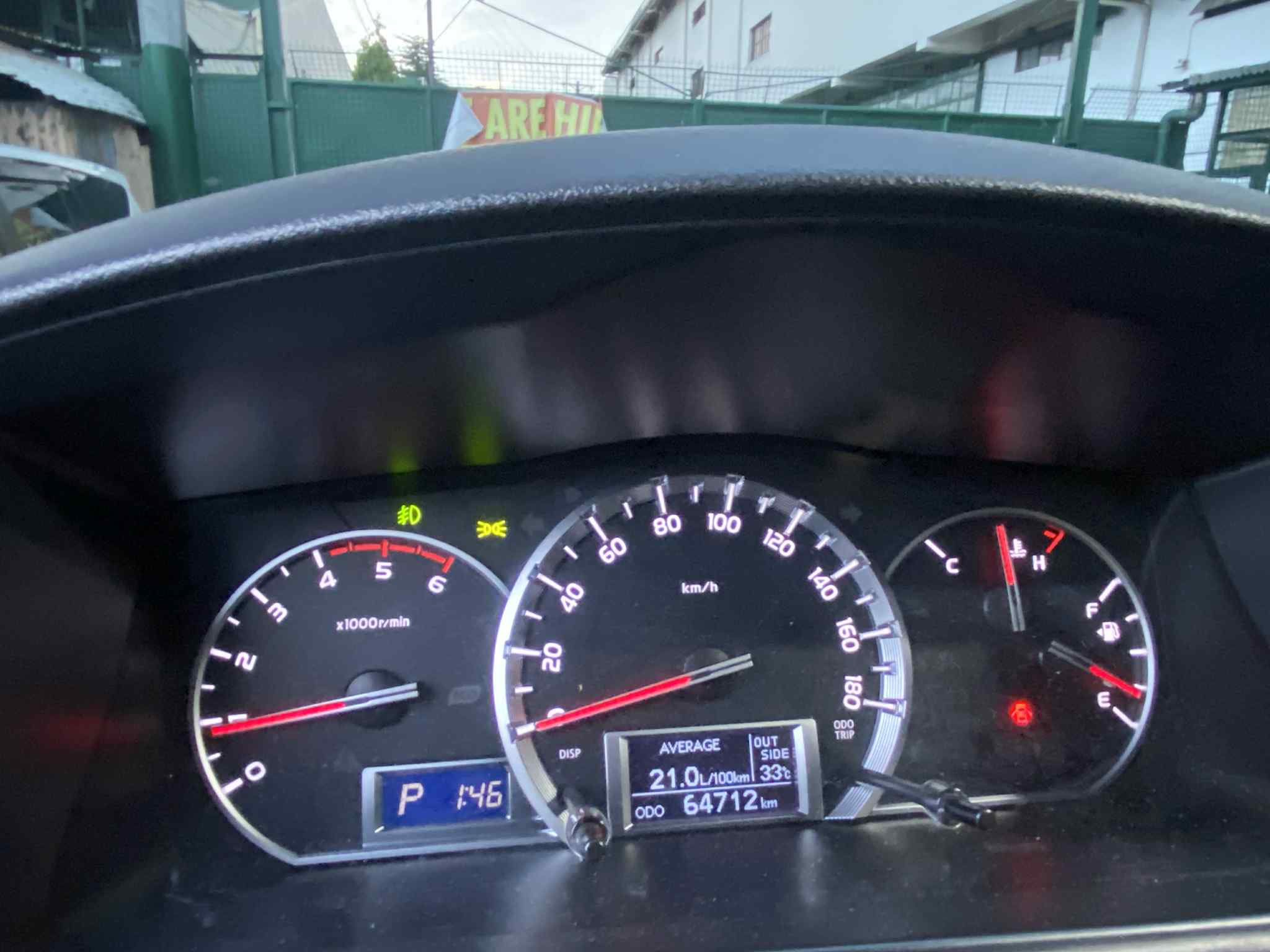 2018 TOYOTA HIACE SUPER GRANDIA 2.8L AT DIESEL (NAW8475) - Image 5