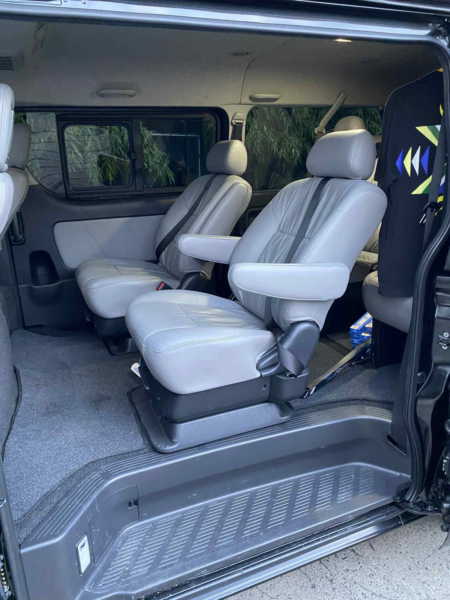 2018 TOYOTA HIACE SUPER GRANDIA 2.8L AT DIESEL (NAW8475) - Image 7