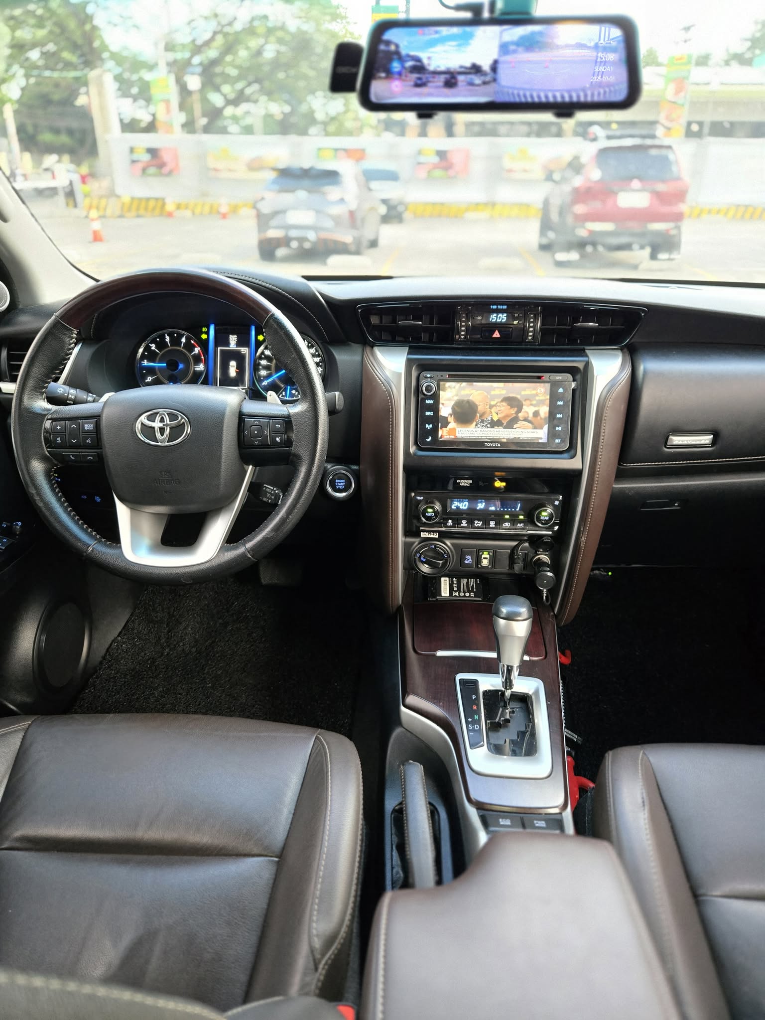2018 TOYOTA FORTUNER V 2.8L 4X4 AT DIESEL (NAK4948) - Image 2