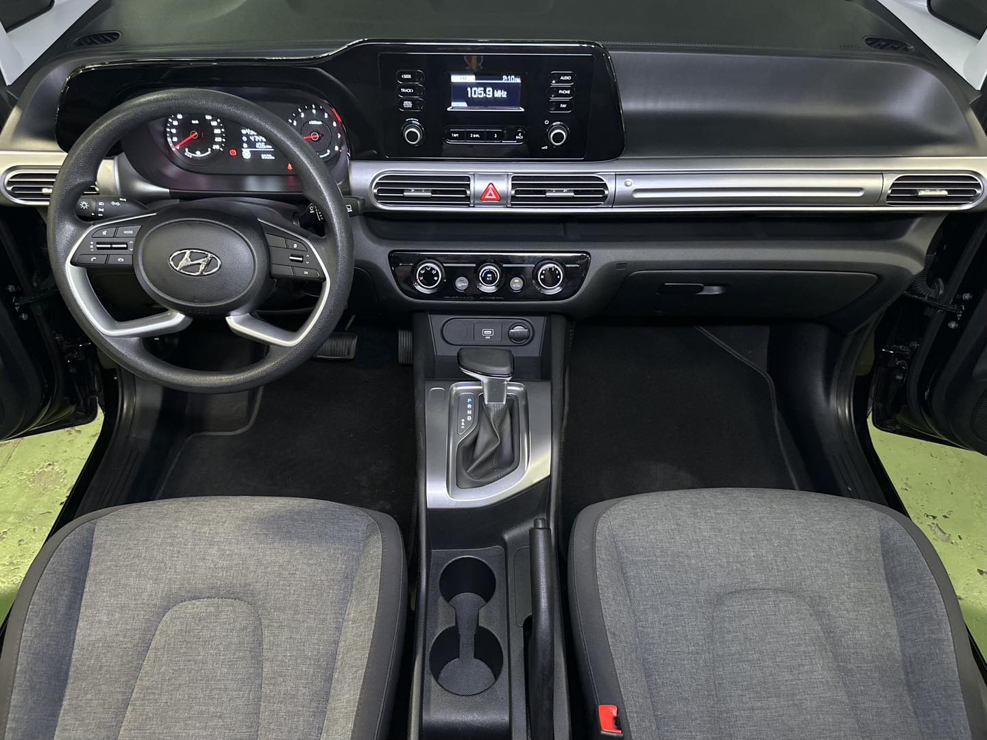 2025 HYUNDAI STARGAZER GL AT GAS - Image 6
