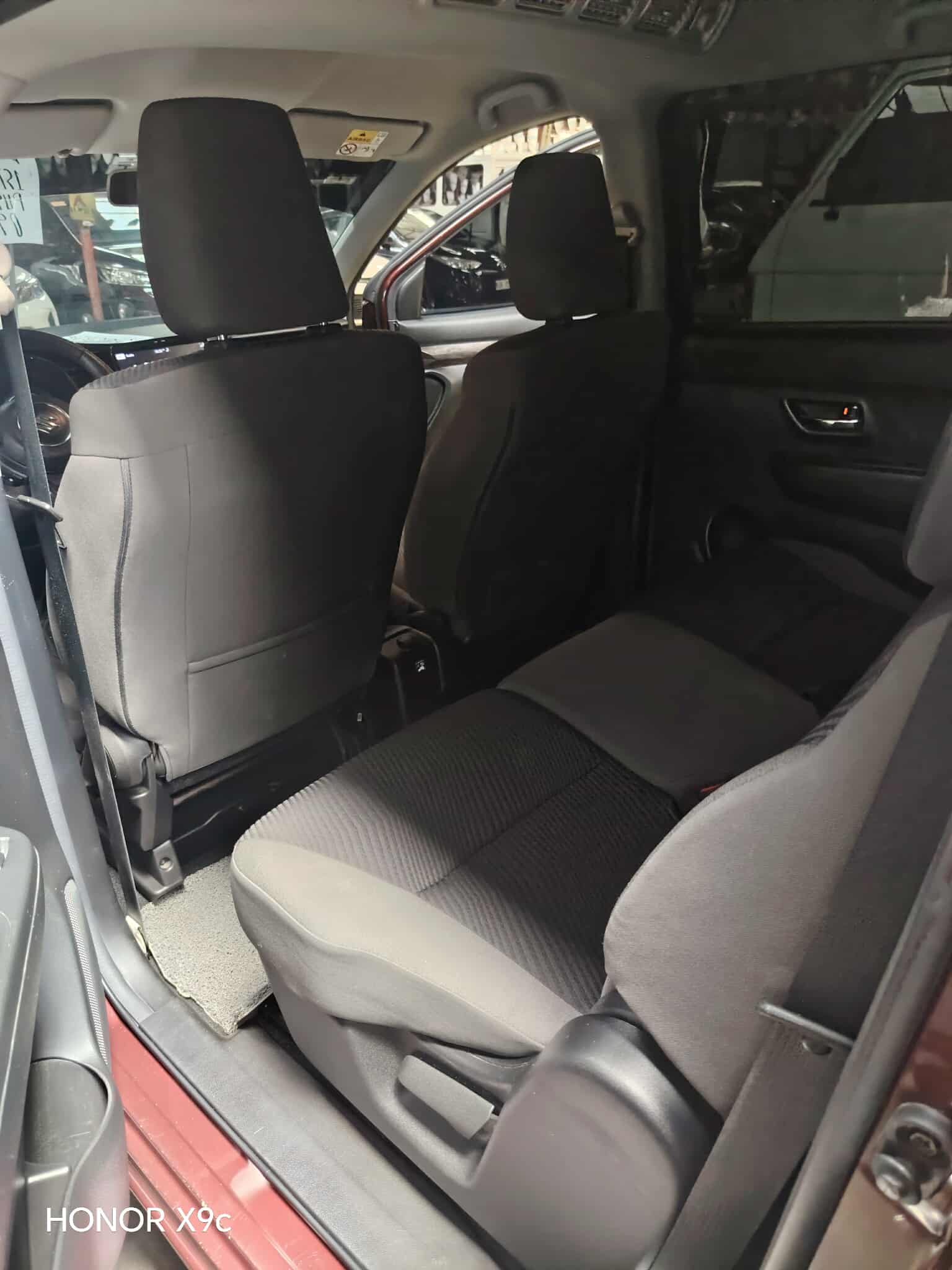 2024 SUZUKI ERTIGA HYBRID AT GAS - Image 4
