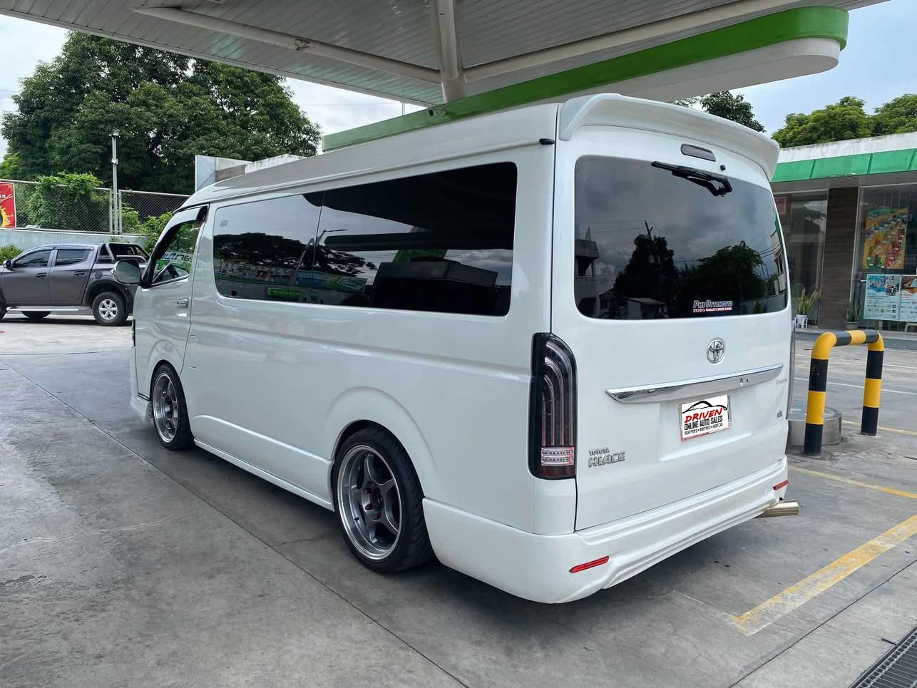 2017 TOYOTA HIACE GL GRANDIA 3.0 MT DIESEL (NAT6513) - Image 3