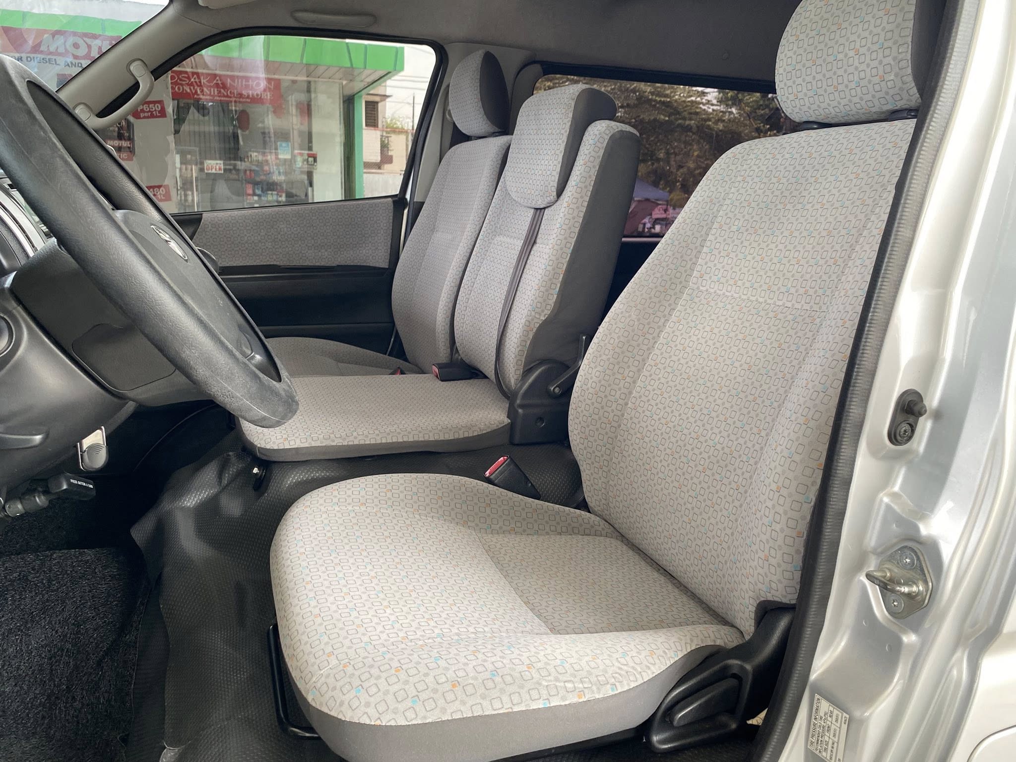 2016 TOYOTA HIACE GL GRANDIA 3.0 MT DIESEL (NCD7681) - Image 4
