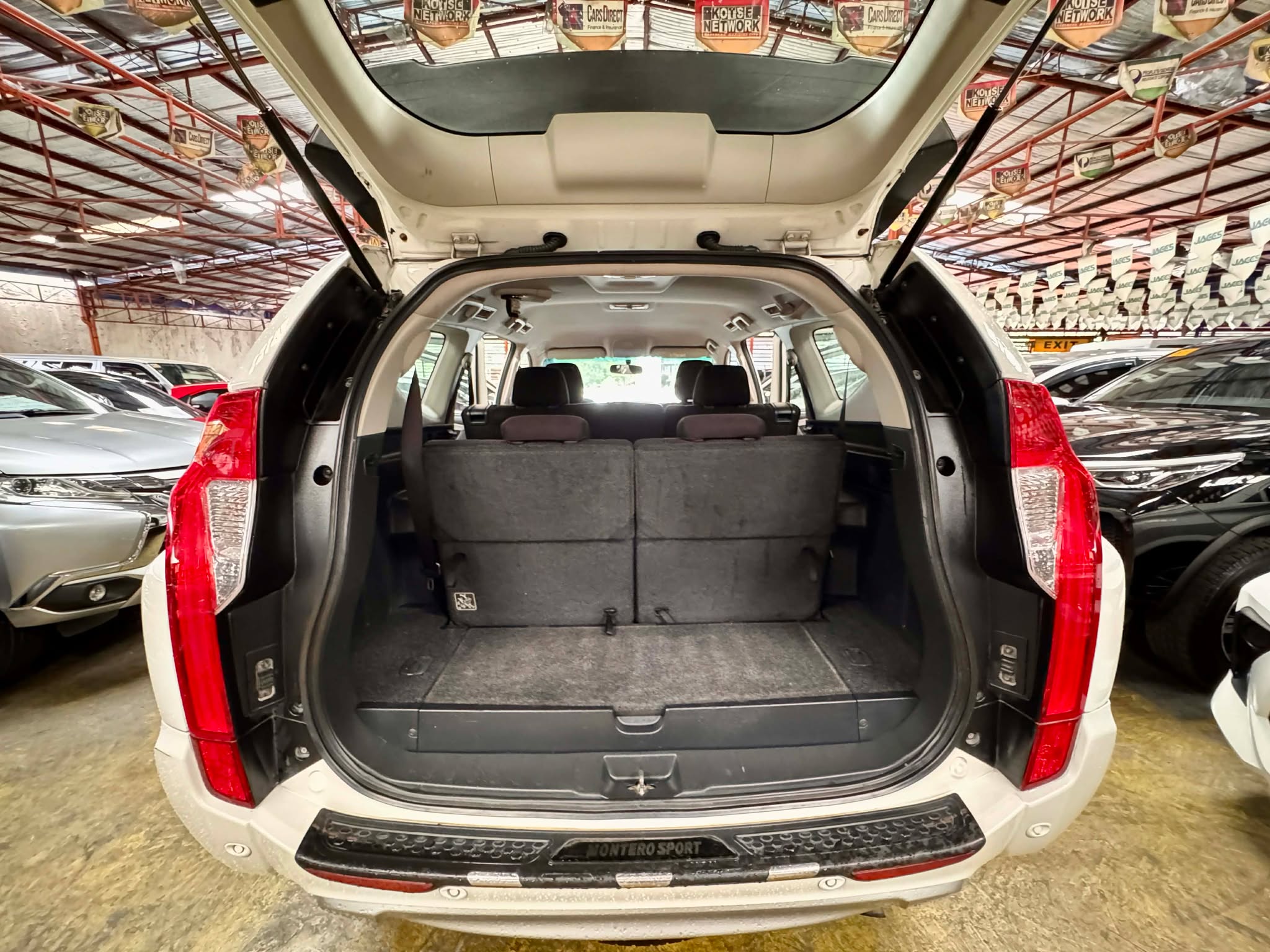 2018 MITSUBISHI MONTERO GLS AT DIESEL - Image 2