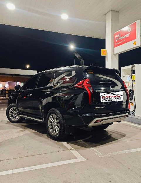 2021 MITSUBISHI MONTERO GLS AT DIESEL - Image 3