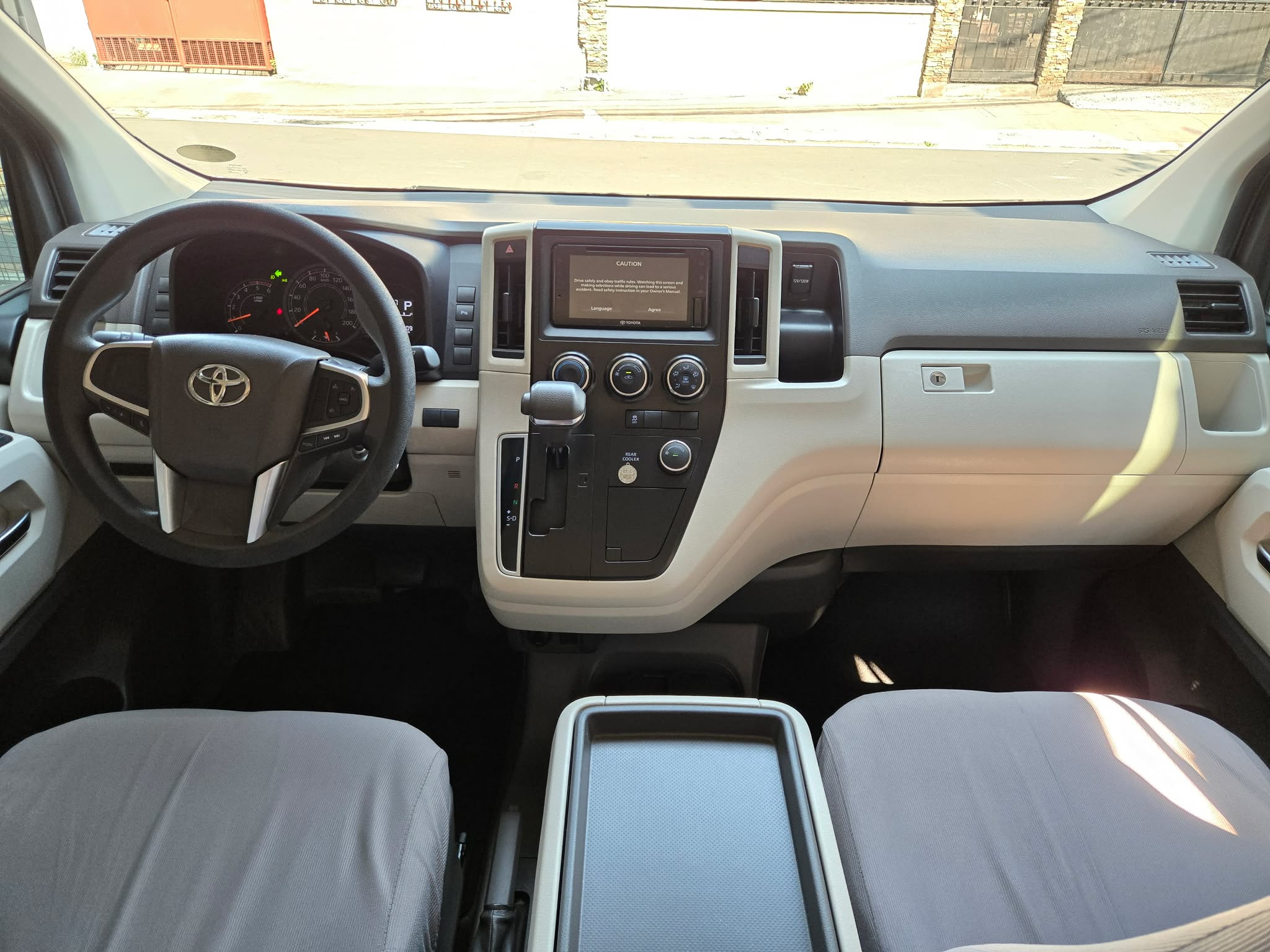 2019 TOYOTA HIACE GL GRANDIA AT DIESEL (NEA1152) - Image 2