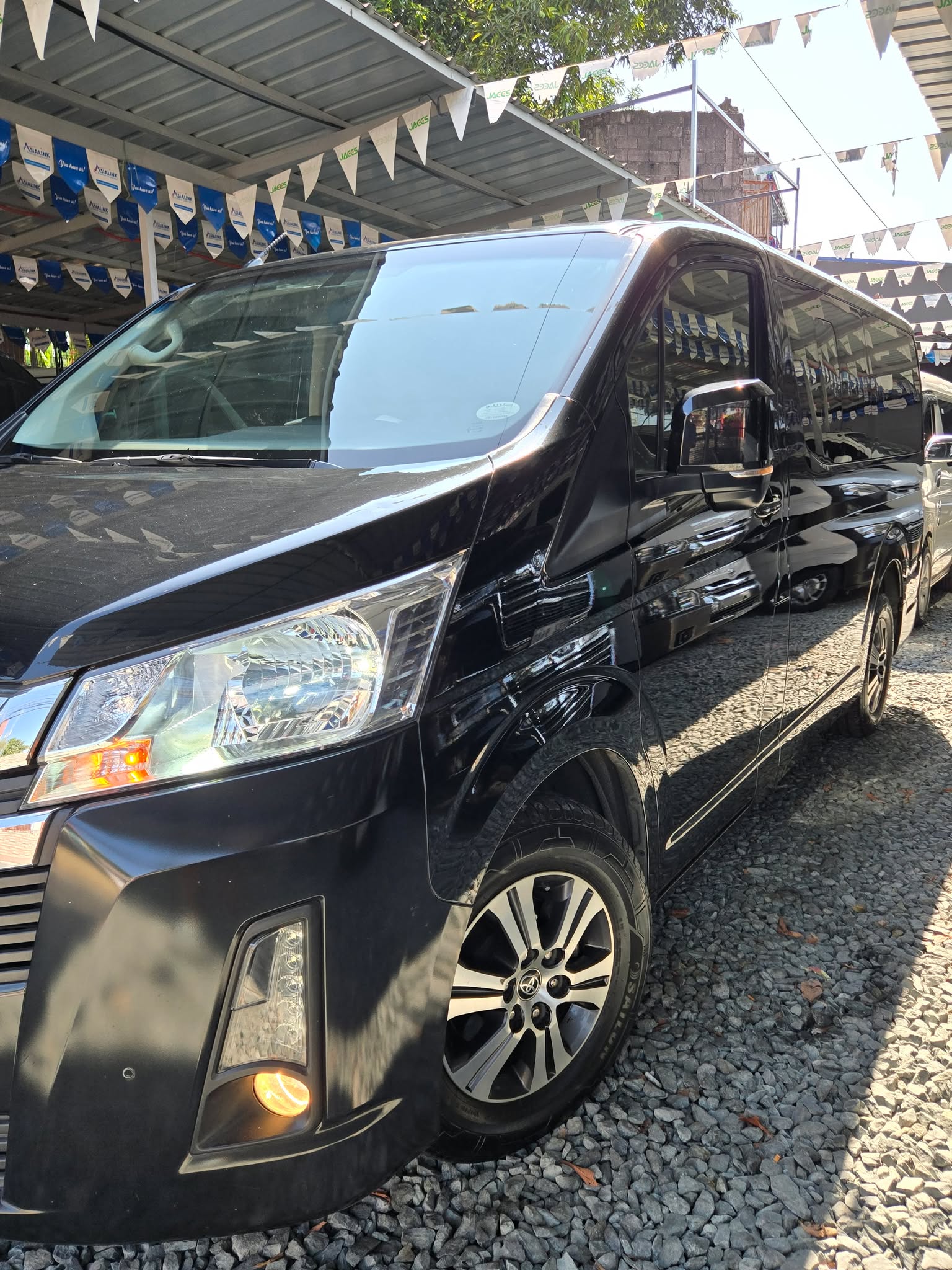 2019 TOYOTA HIACE GL GRANDIA AT DIESEL (NEA1152) - Image 3