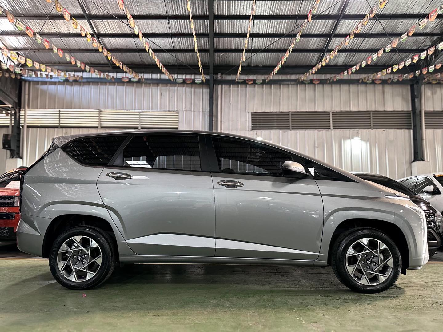 2025 HYUNDAI STARGAZER GLS PREMIUM AT GAS - Image 3