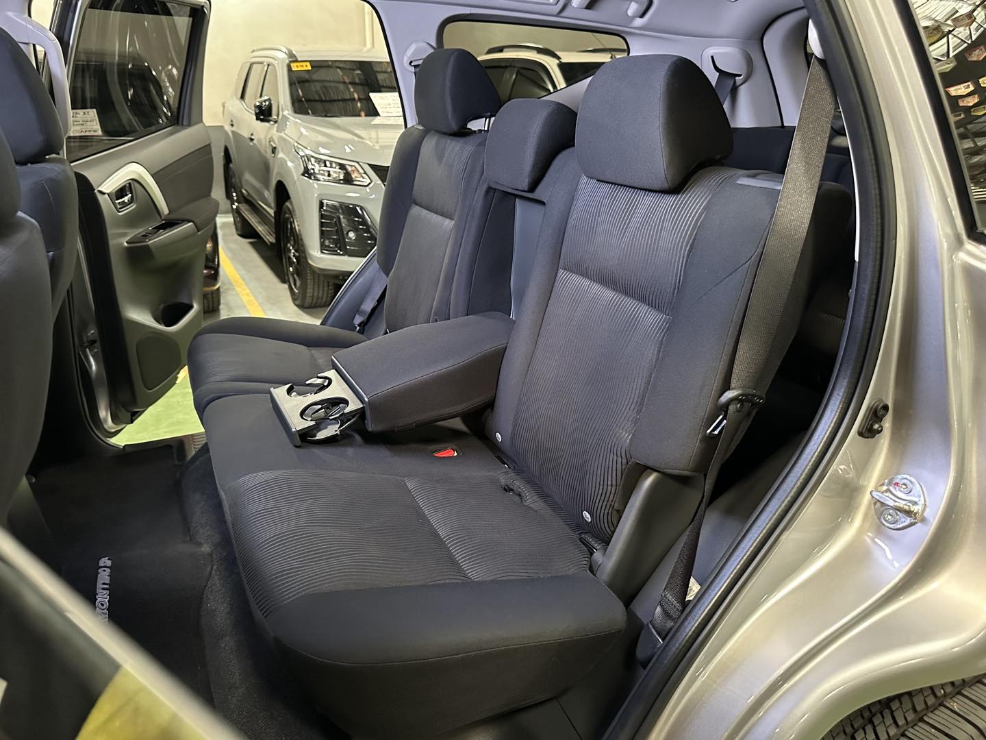 2025 MITSUBISHI MONTERO 2.4L GLX 4X2 MANUAL DIESEL - Image 5