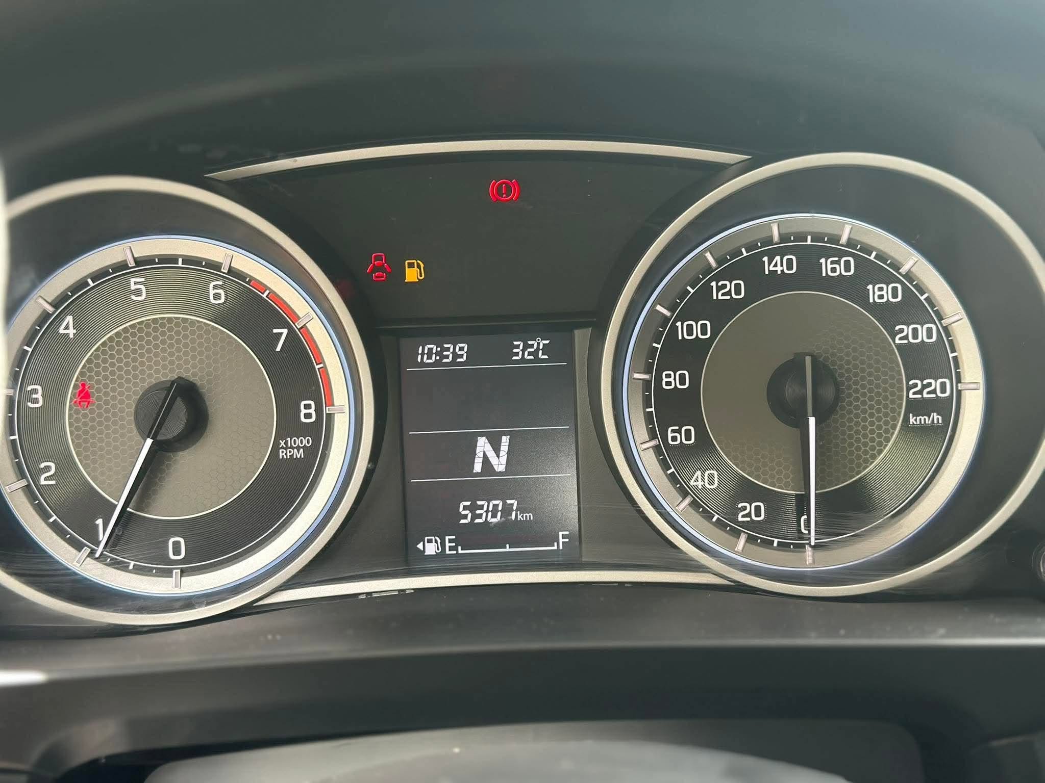 2025 SUZUKI DZIRE AGS AT GAS (NKK1187) - Image 3