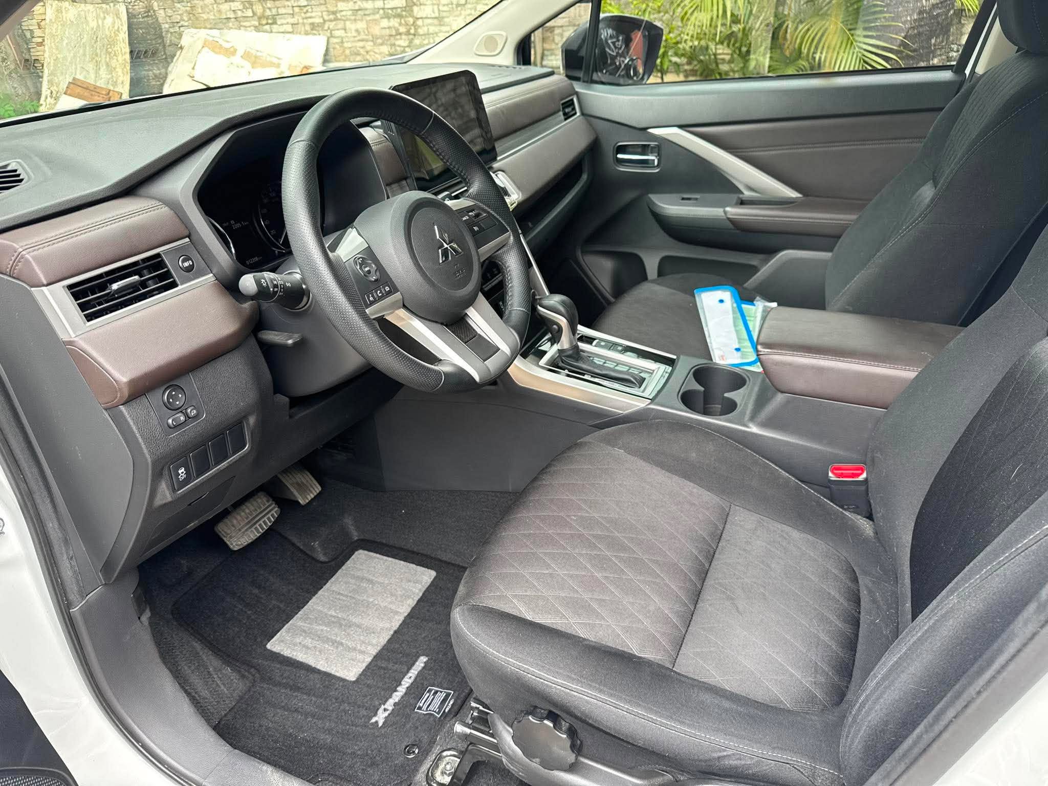 2025 MITSUBISHI XPANDER GLS AT GAS (NKH8155) - Image 4