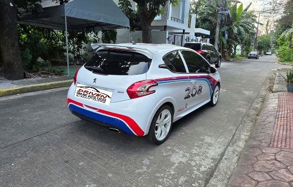 2015 PEUGEOT 208 GTI MANUAL GAS - Image 2