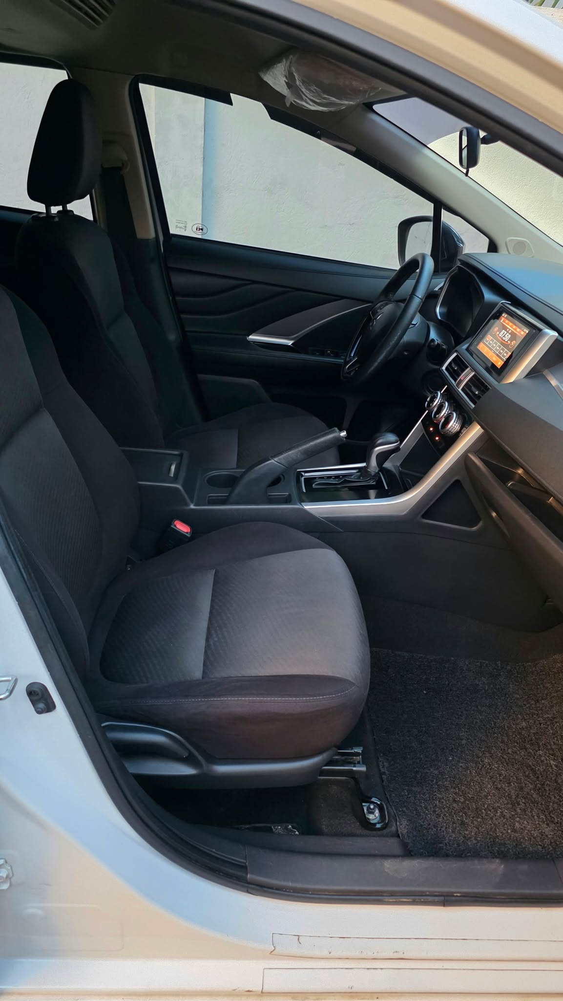 2020 MITSUBISHI XPANDER GLS AT GAS - Image 3