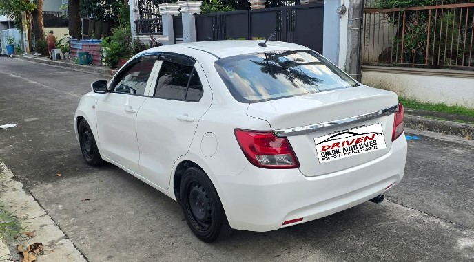2024 SUZUKI DZIRE MANUAL GAS - Image 5