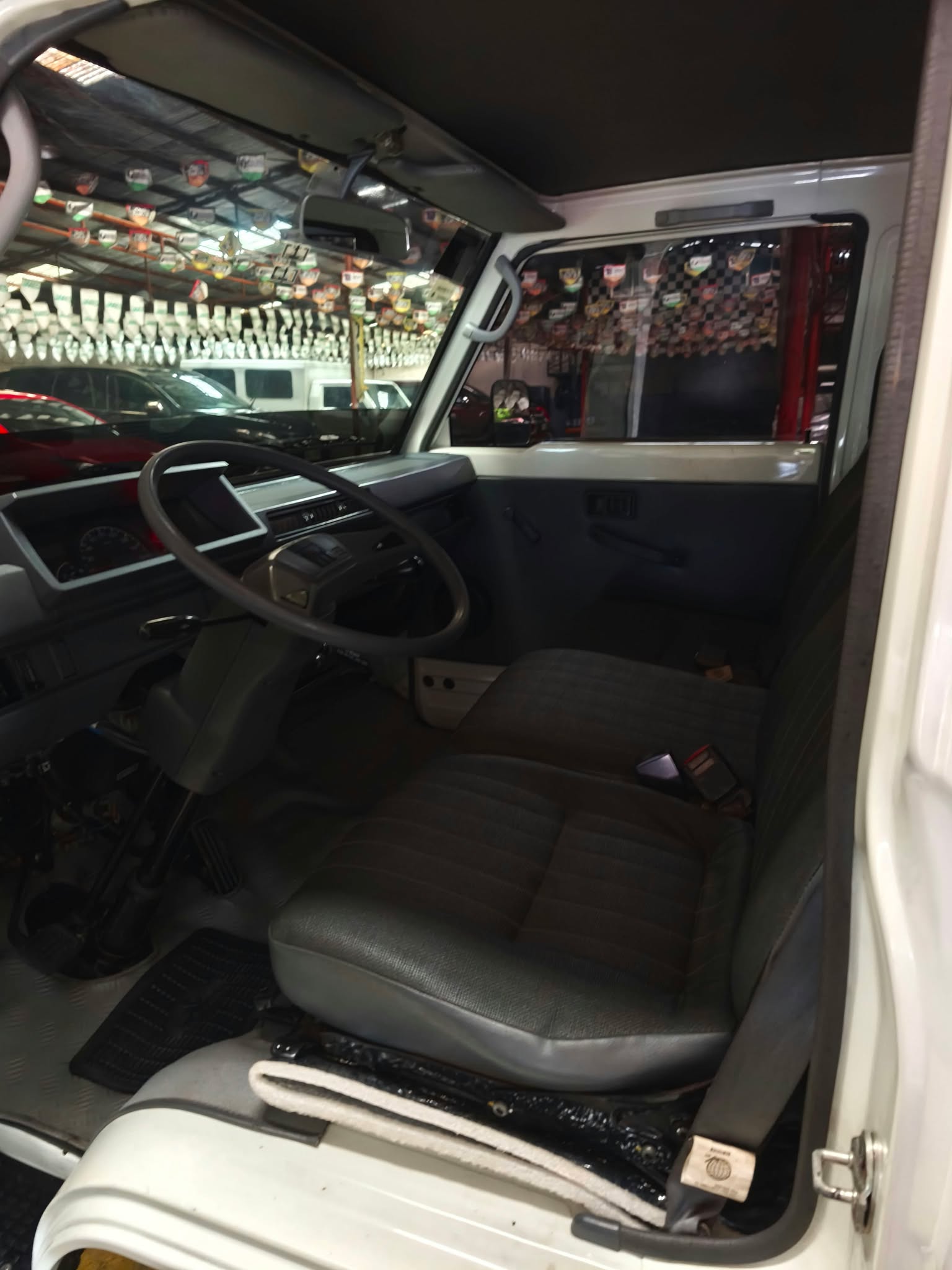 2023 MITSUBISHI L300 EXCEED MANUAL DIESEL (NIP1409) - Image 4