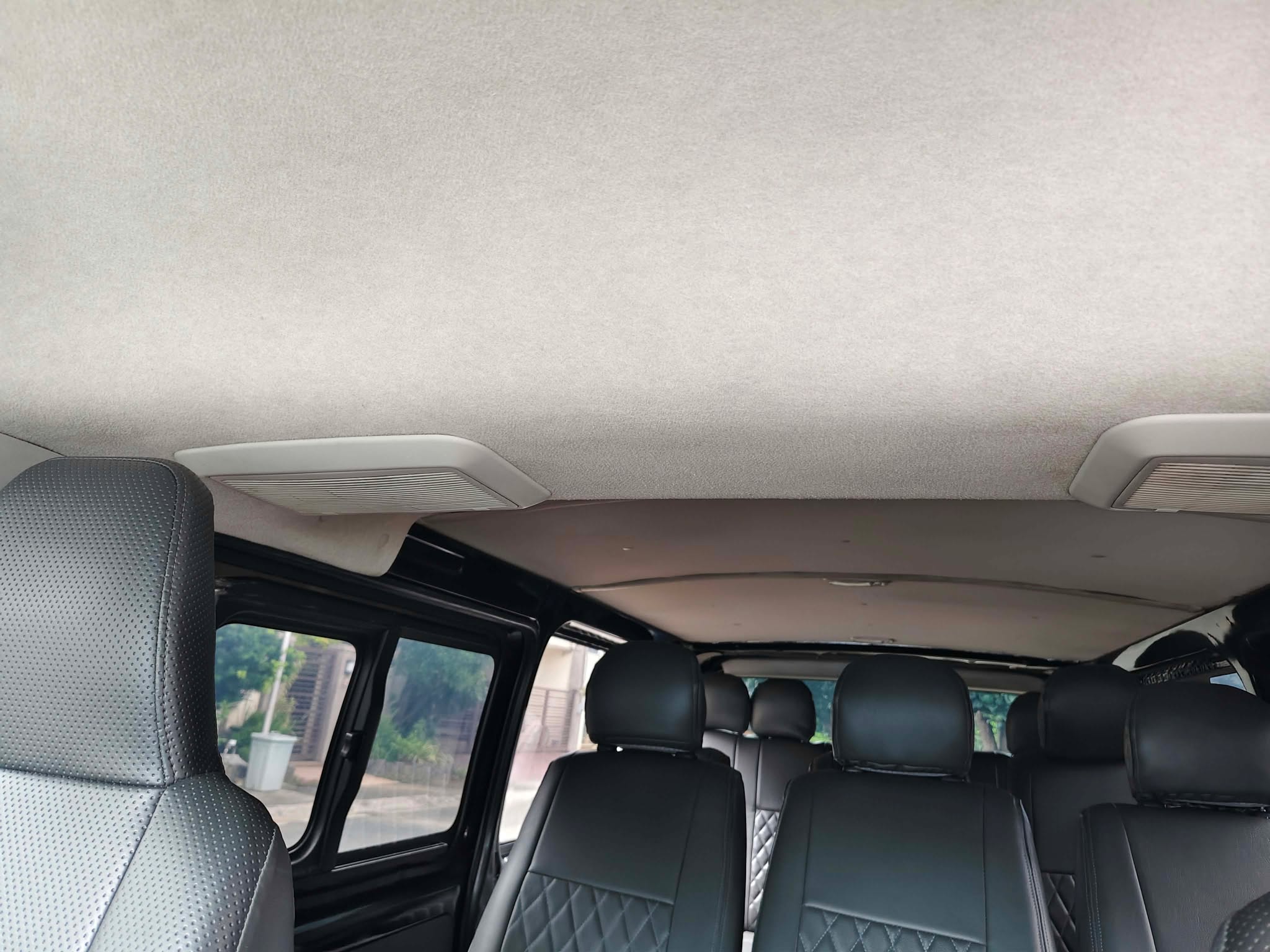 2017 TOYOTA HIACE COMMUTER 3.0 MANUAL DIESEL (BAA6389) - Image 8
