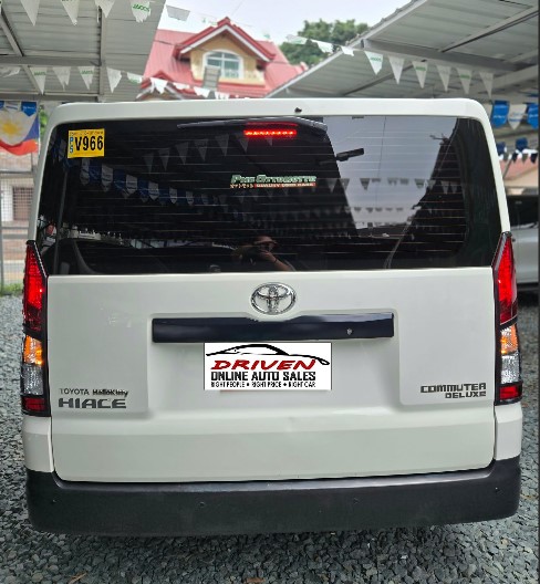 2020 TOYOTA HIACE COMMUTER DELUXE MANUAL DIESEL (NGG7284) - Image 8