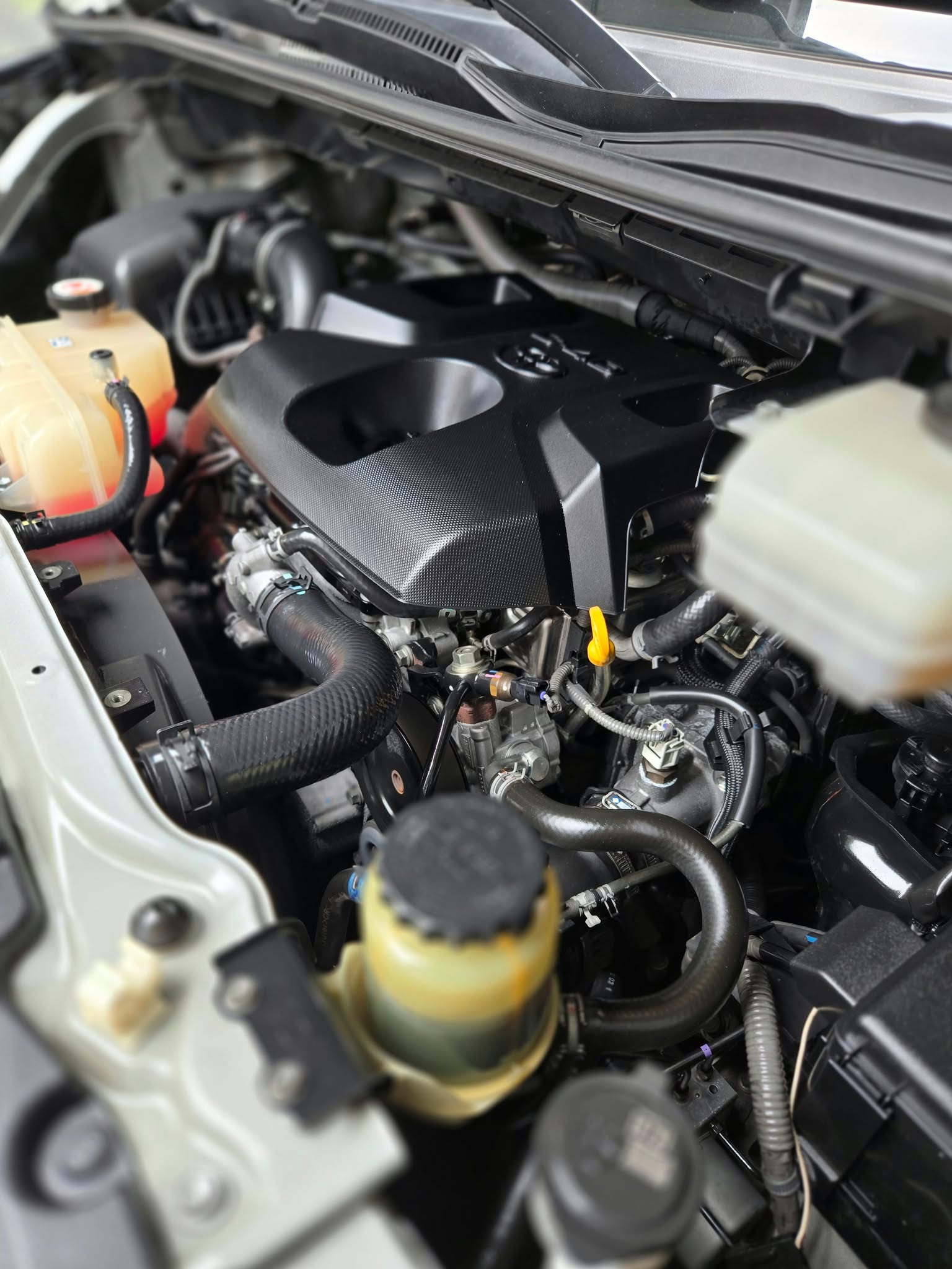 2020 TOYOTA HIACE COMMUTER DELUXE MANUAL DIESEL (NGG7284) - Image 13