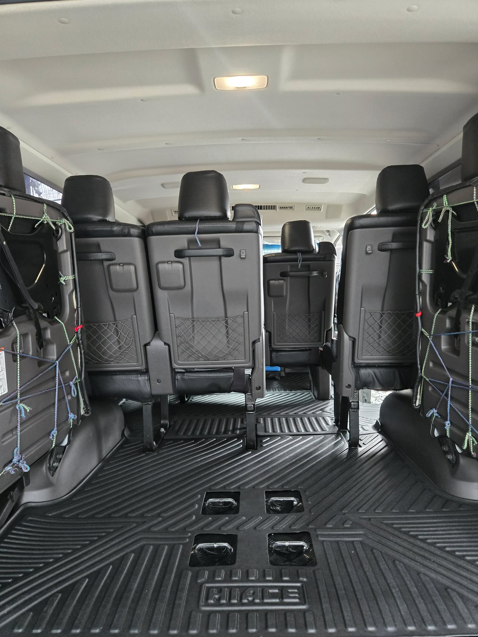 2019 TOYOTA HIACE GL GRANDIA 2.8L MANUAL DIESEL (DAN8521) - Image 7