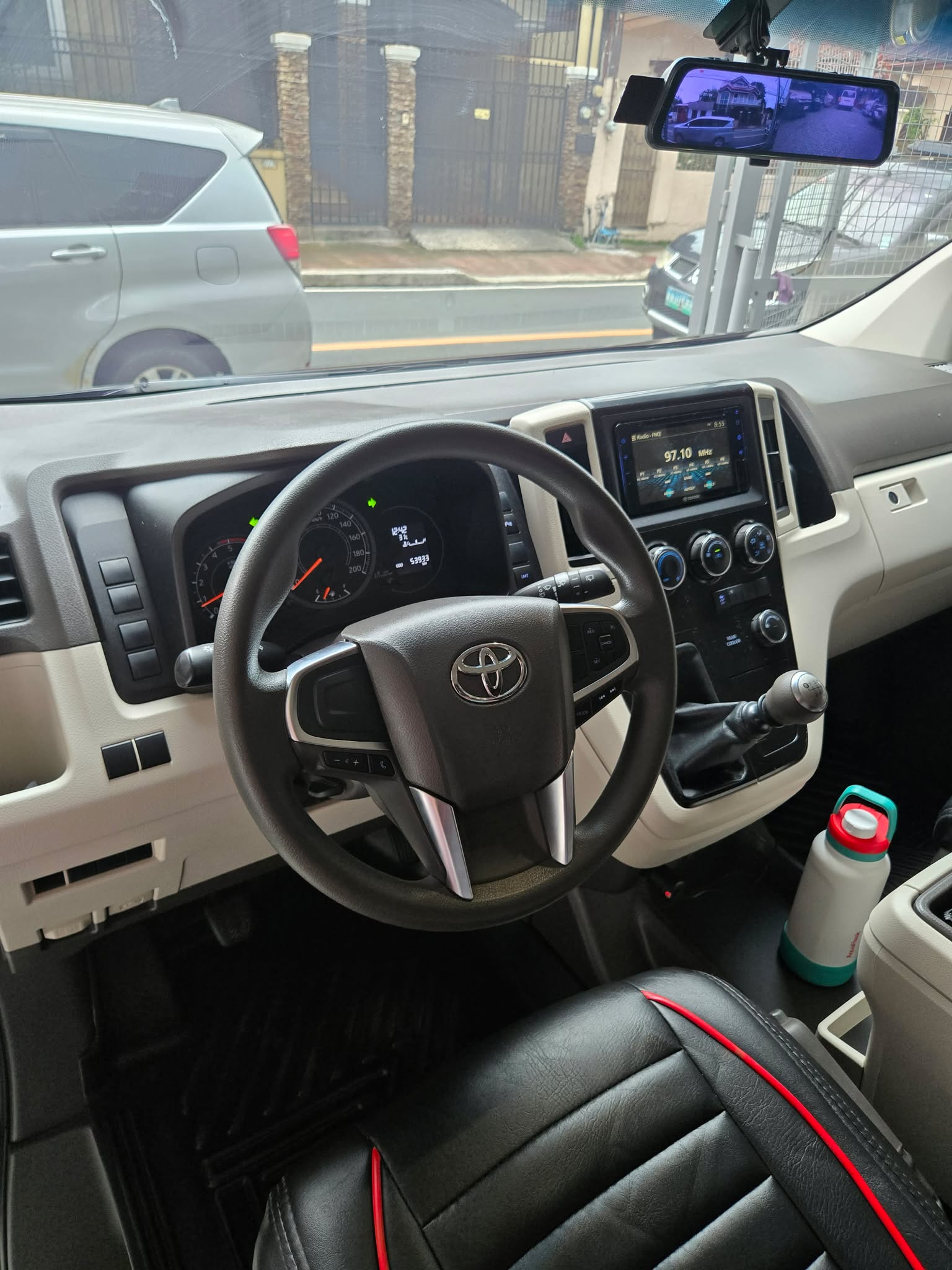 2019 TOYOTA HIACE GL GRANDIA 2.8L MANUAL DIESEL (DAN8521) - Image 13