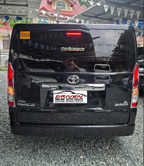2019 TOYOTA HIACE GL GRANDIA 2.8L MANUAL DIESEL (DAN8521) - Image 14