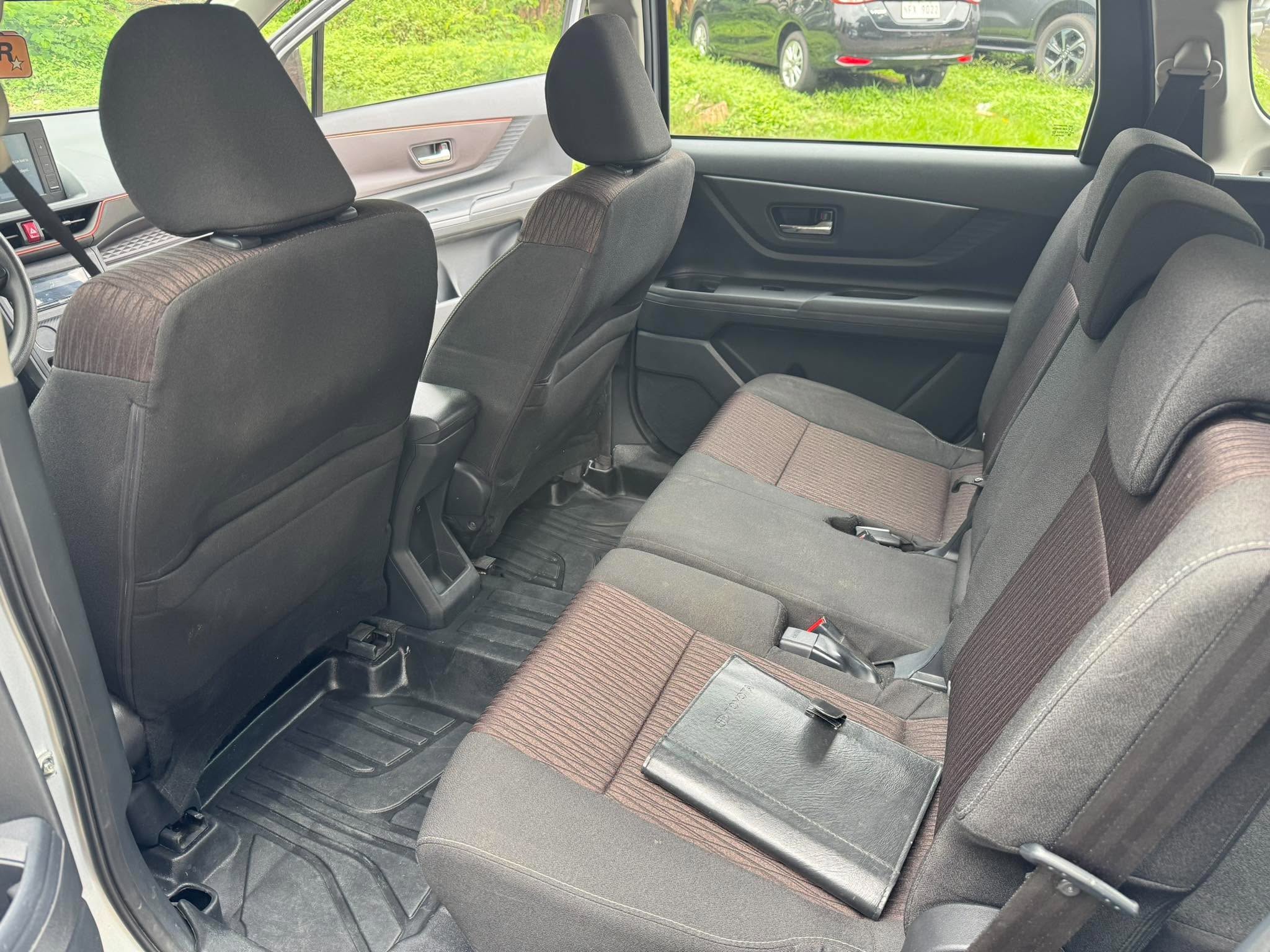 2022 TOYOTA AVANZA E AT GAS (NFH9052) - Image 5